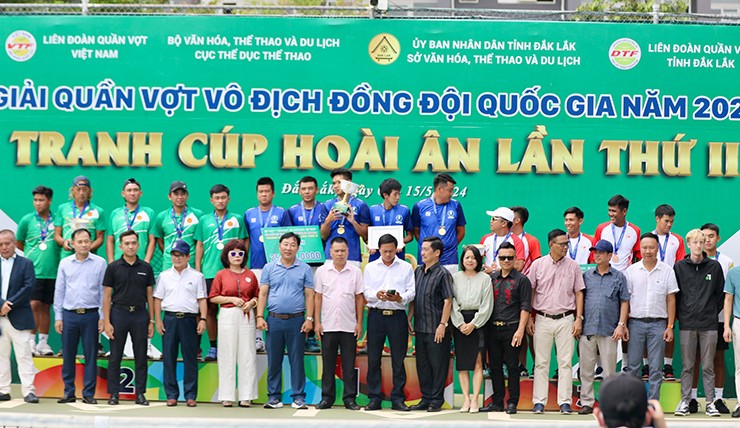 Nóng nhất thể thao tối 14/5: Lý Hoàng Nam đánh như “đi dạo” giúp đội nhà vô địch giải quốc gia - 1