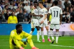 Video bóng đá Real Madrid - Alaves:  " Đại tiệc "  5 bàn, tiến sát mốc 99 điểm (La Liga)