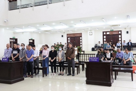 Vụ Việt Á: VKS đề nghị miễn trách nhiệm hình sự cho 1 bị cáo