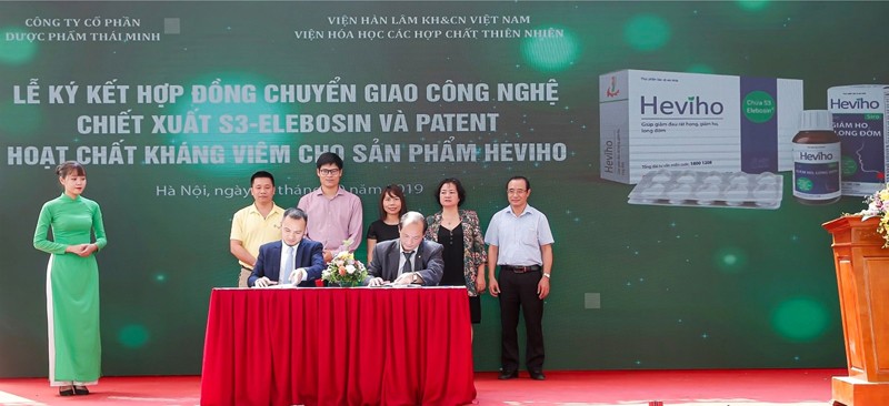 Lễ ký kết hợp đồng chuyển giao công nghệ chiết xuất S3-Elebosin và Patent hoạt chất kháng viêm cho sản phẩm Heviho giữa Dược phẩm Thái Minh và Viện Hàn Lâm KH&amp;CN Việt Nam