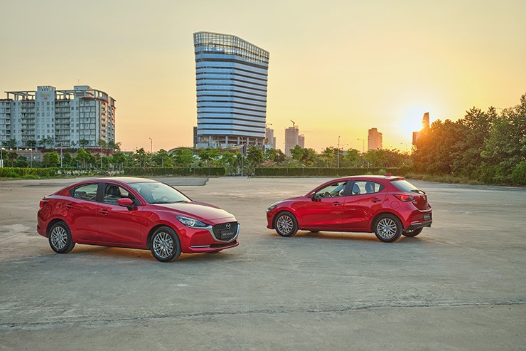 Giá xe Mazda2 niêm yết tháng 5/2024, từ 408 triệu đồng - 1