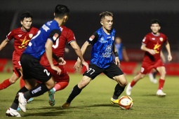 Trực tiếp bóng đá Hà Tĩnh - TP.HCM: Xuân Trường, Phi Sơn đá chính (V-League)