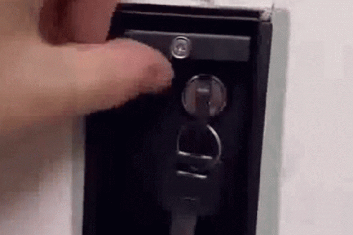 Phi thường - kỳ quặc - Tuyệt chiêu giấu quỹ đen khiến vợ khóc thét