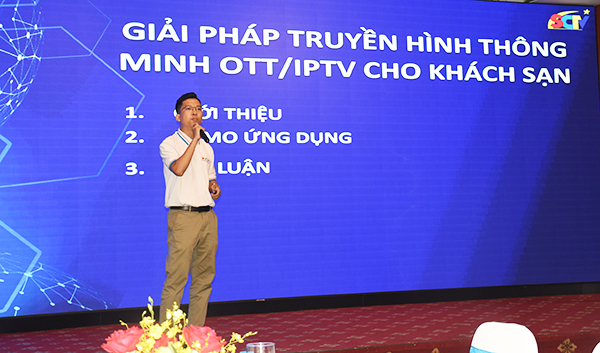 Ông Nguyễn Văn Cường - Phòng NC-CL SCTV giới thiệu giải pháp truyền hình thông minh cho khách sạn