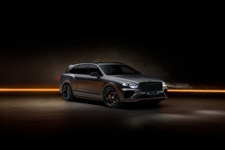 Đẹp mê ly xế sang Bentley Bentayga S Black Edition giá từ 16,81 tỷ...