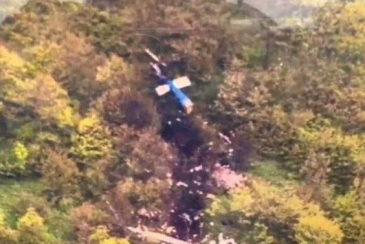 Trực thăng chở Tổng thống Iran rơi: Chỉ còn lại phần đuôi máy bay