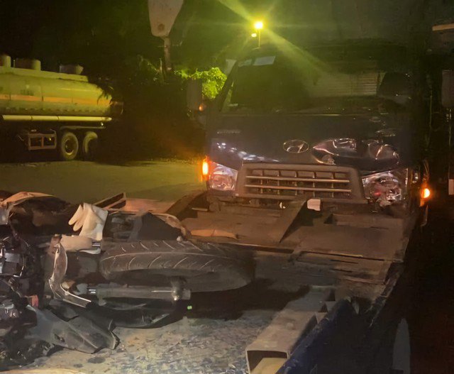 Hiện trường vụ tai nạn giao thông ở Thái Bình khiến 2 người tử vong.