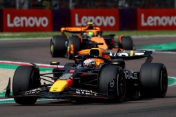 Thể thao - Đua xe F1, Emilia Romagna GP: Verstappen có chiến thắng kịch tính trước Norris