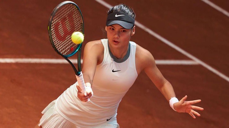 Raducanu quyết định không tham dự&nbsp;Roland Garros