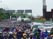 Tin tức trong ngày - Đường TP HCM ùn tắc hơn 4 km vào sáng đầu tuần sau mưa lớn