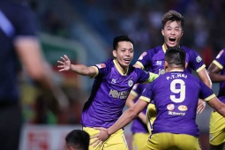 Video bóng đá Hà Nội - Thanh Hóa: Bị penalty sớm, Văn Quyết lập công (V-League)