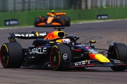 Thể thao - Đua xe F1, Emilia Romagna GP: Verstappen sánh ngang Senna &amp; Schumacher, Ferrari giành podium