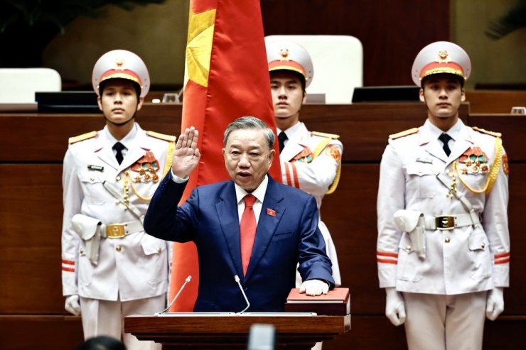 Chủ tịch nước Tô Lâm tuyên thệ nhậm chức. Ảnh: PHẠM THẮNG