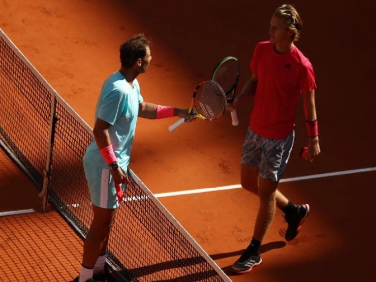 Nadal thắng số 28 thế giới, chú ruột vẫn lo cho cuộc đua ở Roland Garros