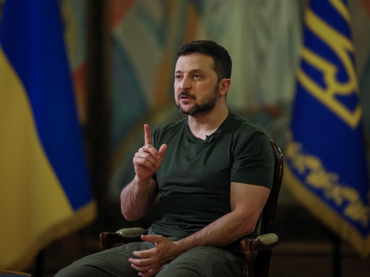 Tổng thống Ukraine Volodymyr Zelensky trả lời phỏng vấn hãng tin Reuters hôm 21/5.