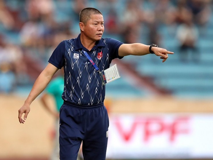 Nam Định thua đau sân nhà, HLV Chu Đình Nghiêm vẫn dự đoán vô địch V-League