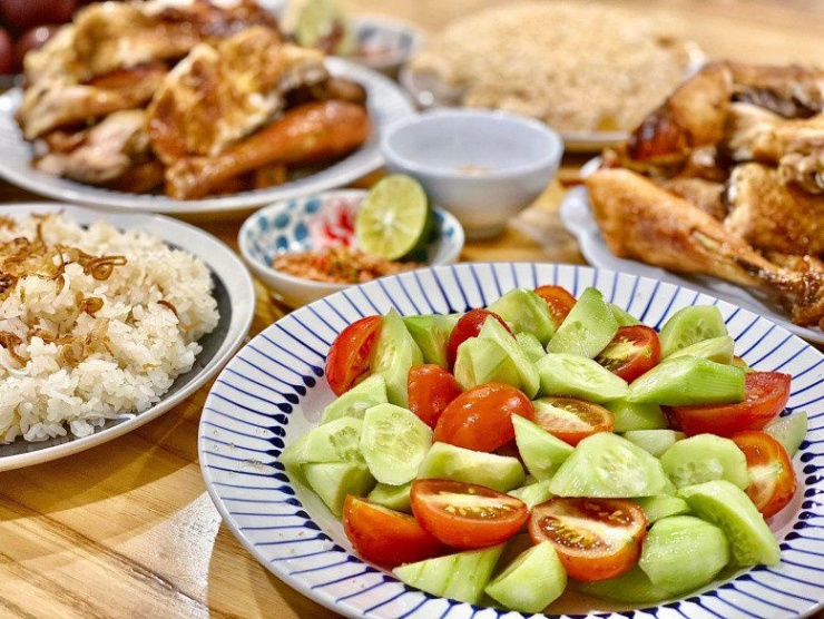 Mỹ nhân đảm đang nhất VFC: Bếp bóng loáng, mâm cơm nhà nhìn món nào cũng thèm! - 14