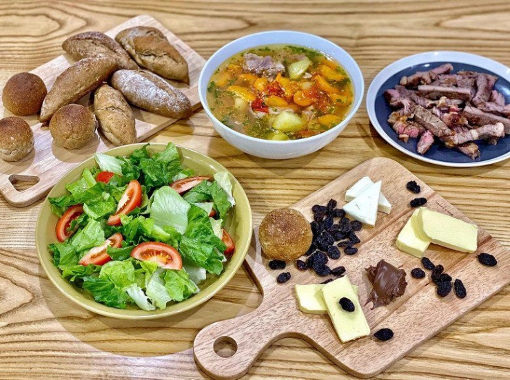 Mỹ nhân đảm đang nhất VFC: Bếp bóng loáng, mâm cơm nhà nhìn món nào cũng thèm! - 21