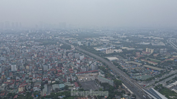 Sương mù đậm đặc, AQI cao bao phủ Hà Nội, người dân cần cẩn trọng