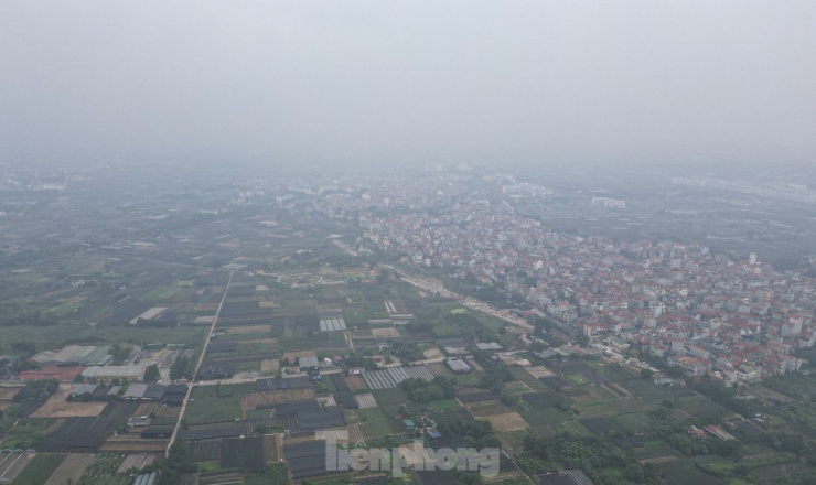 Sương mù đậm đặc, AQI cao bao phủ Hà Nội, người dân cần cẩn trọng