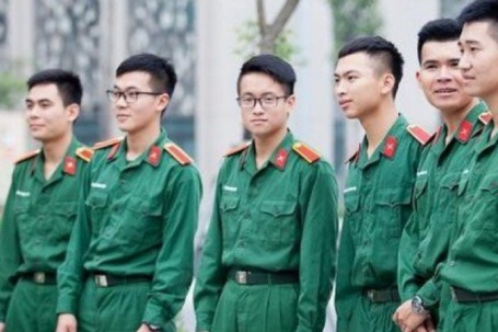 Biến động điểm chuẩn trường Sĩ quan Lục quân 1 và Sĩ quan Lục quân 2...