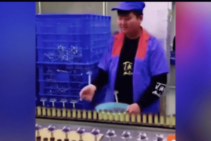 Phi thường - kỳ quặc - Những người làm việc bằng kỹ năng xuất chúng