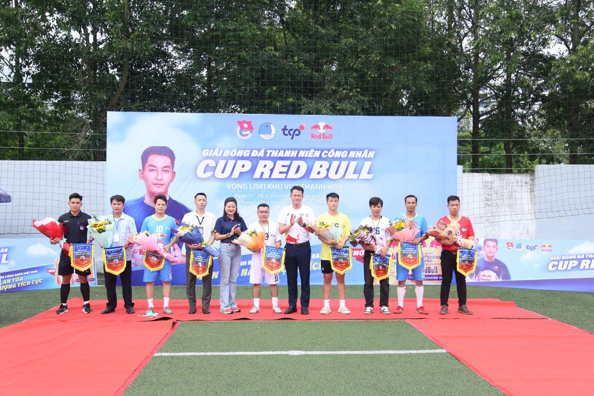 Lễ khai mạc “Giải bóng đá Thanh niên Công nhân - Cup Red Bull” tại Thanh Hóa