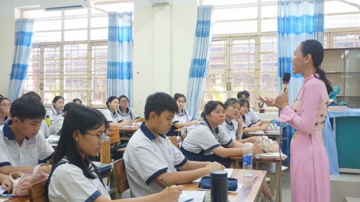 Bí quyết để đạt điểm cao môn Văn trong kỳ thi vào lớp 10 - 3