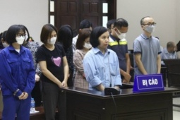 Tin tức trong ngày - Vụ siêu lừa Hà Thành: Vợ đại gia được trả lại các sổ tiết kiệm trị giá 70 tỉ đồng