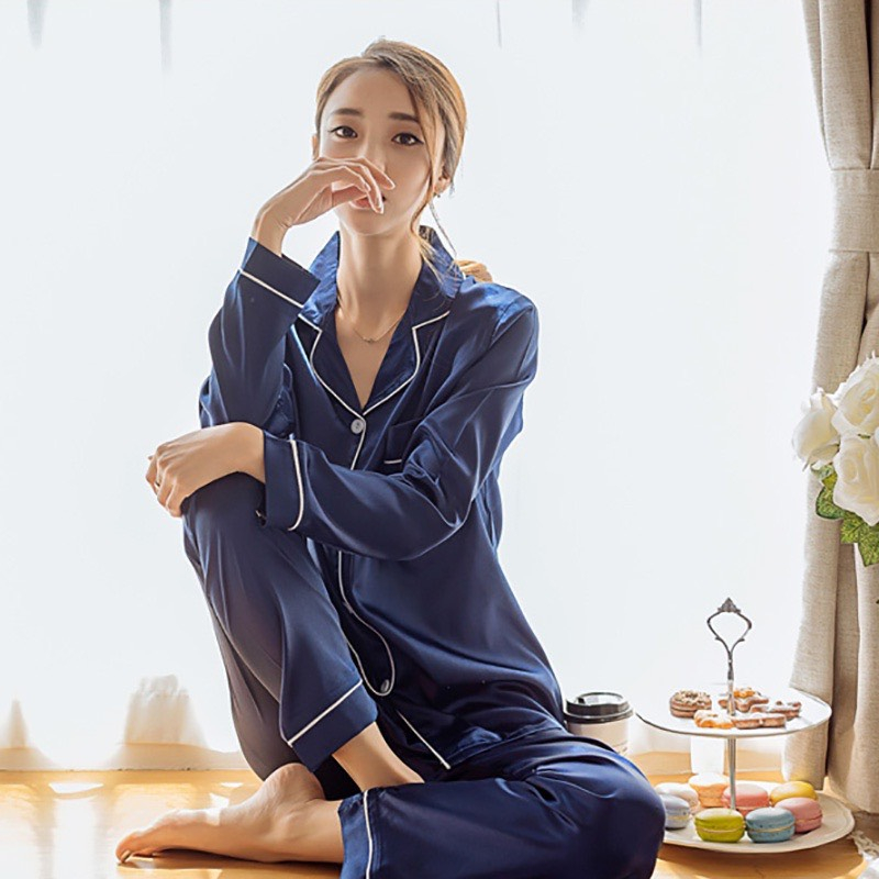 Đồ bộ bộ Pijama lụa ánh mềm , dáng dài giảm 22% còn 69.000 đồng tại đây