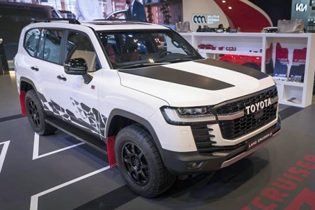 Toyota bổ sung phiên bản đặc biệt Dakar cho dòng xe Land Cruiser LC...