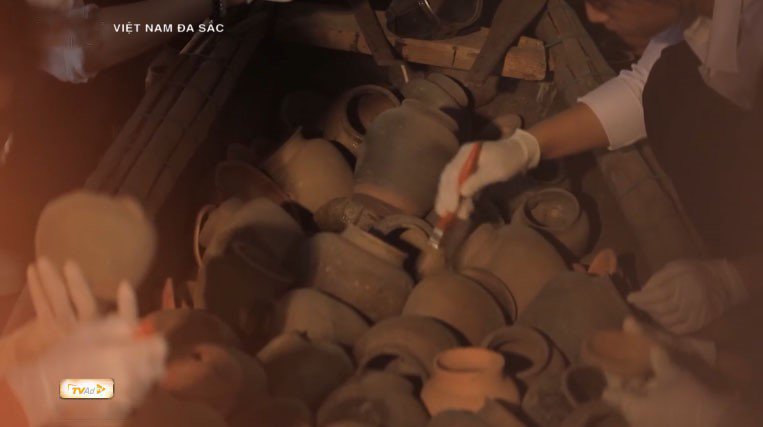 Việt Nam đa sắc: Chiêm ngưỡng nét độc đáo tại bảo tàng Gốm cổ sông Hương - 4