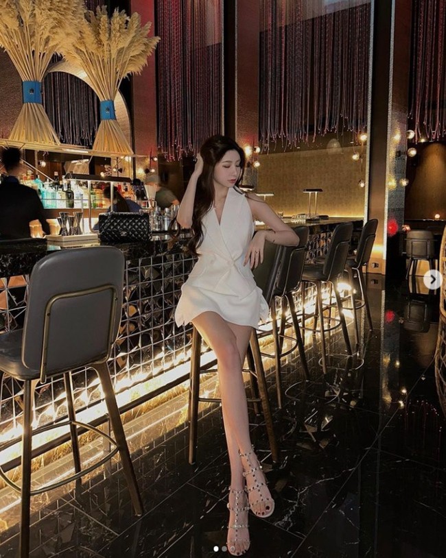 Hot girl hiếm khi mang giày cao gót vì lý do này - 9