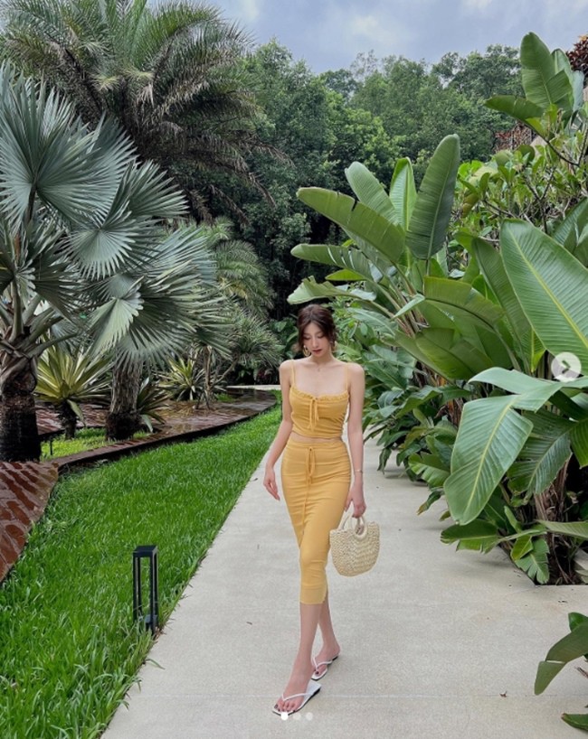 Hot girl hiếm khi mang giày cao gót vì lý do này - 6