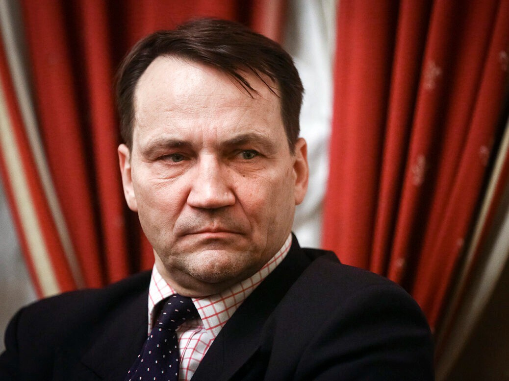 Ngoại trưởng Ba Lan Radoslaw Sikorski. Ảnh: Getty Images