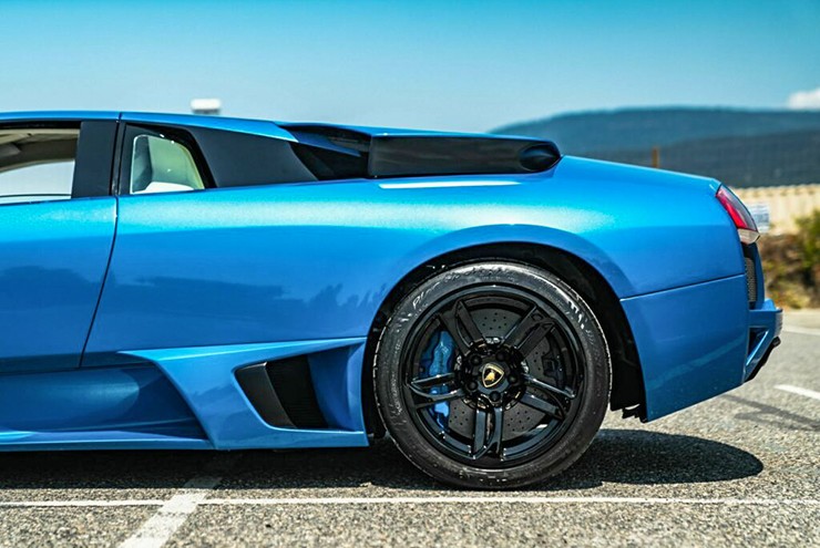 Lamborghini Murcielago chạy lướt 16.500km được chào bán hơn triệu USD - 4