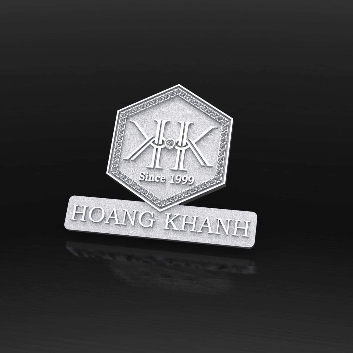 Huy hiệu hoa Hoàng Khánh được làm bằng trang sức Platinum- kim cương cao cấp do SKYMOND LUXURY thực hiện