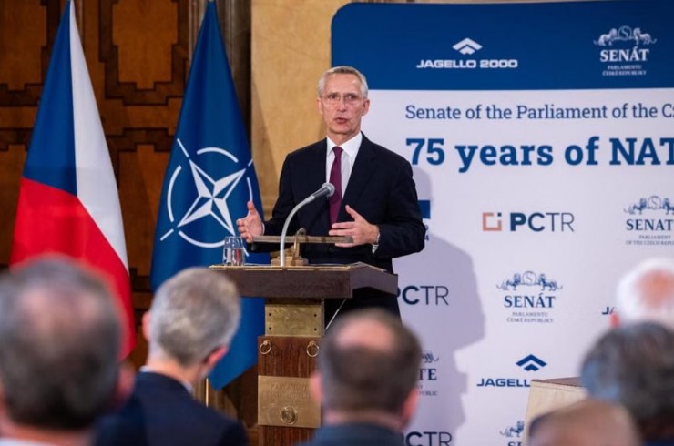 Tổng thư ký NATO Jens Stoltenberg phát biểu tại cuộc họp của các ngoại trưởng NATO hôm 30-5. Ảnh: EPA-EFE