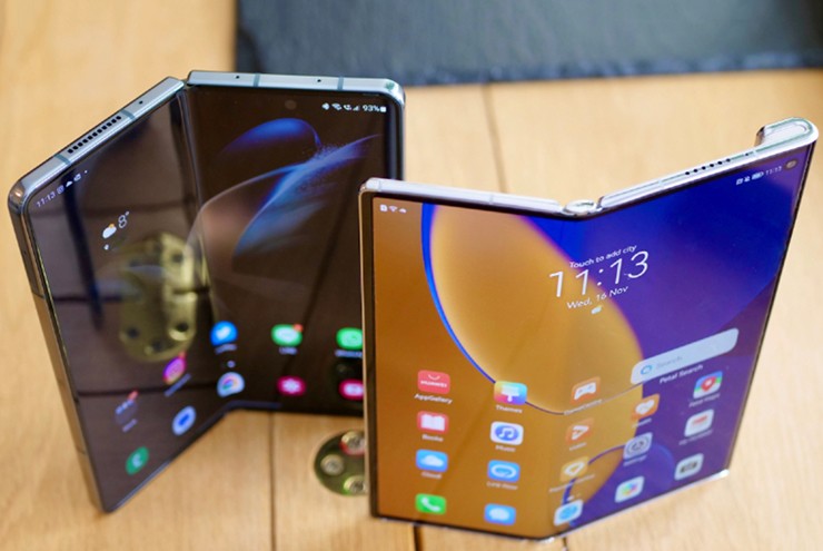 Huawei lần đầu tiên đánh bại Samsung trên thị trường smartphone màn hình gập toàn cầu.