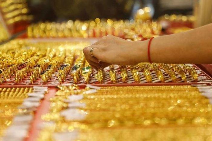 Vàng thế giới tăng mạnh trở lại
