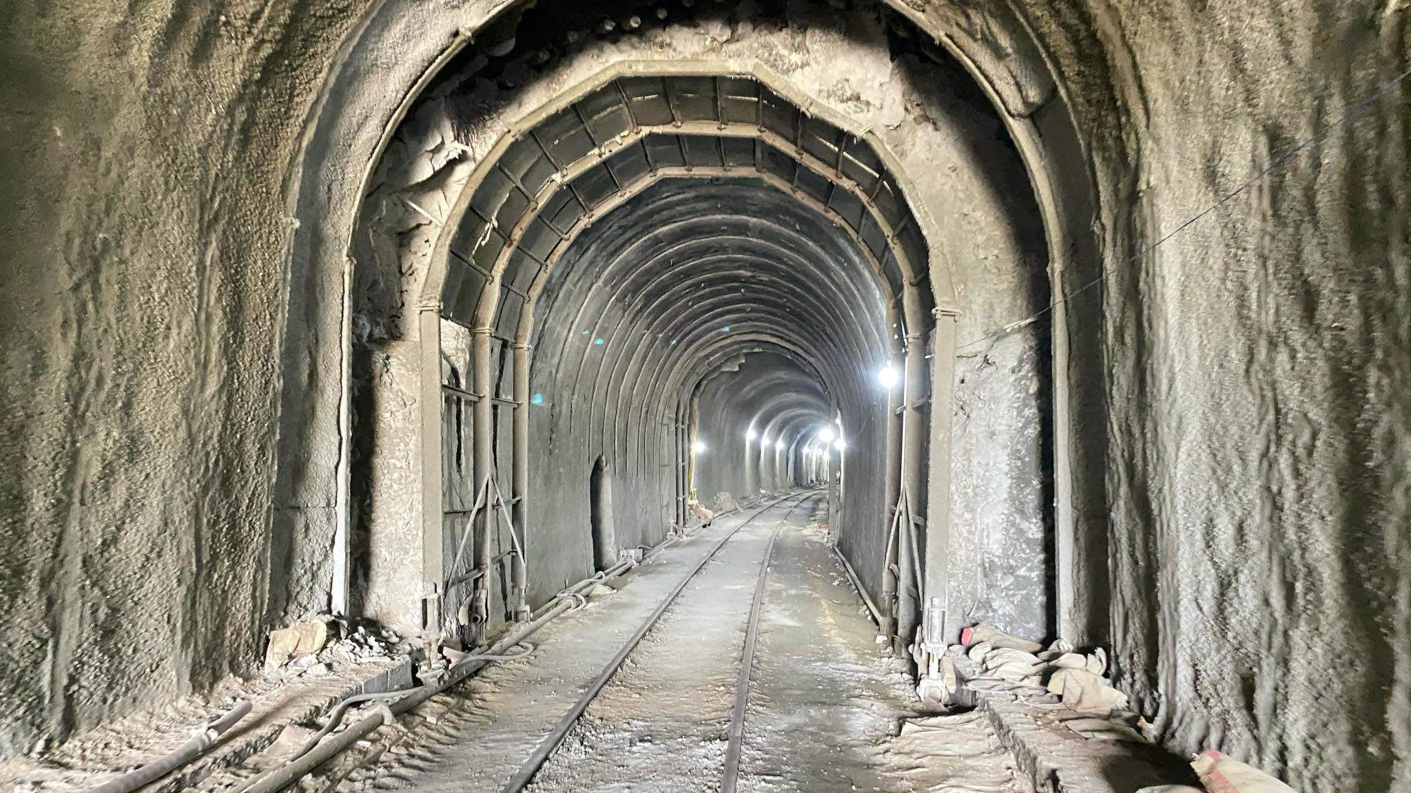 Thông hầm đường sắt Chí Thạnh