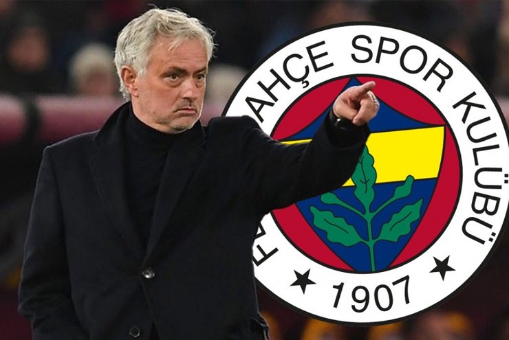 HLV Mourinho chuẩn bị nhận việc mới