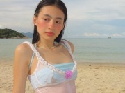 Thời trang - "Kim Tae Hee bản Việt" lọt top 100 thế giới, mặc bikini đi biển quyến rũ không phô