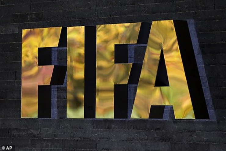 FIFA nguy cơ đối mặt với sự phản đối từ khắp nơi. ẢNH: AP