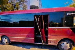 Trẻ lại bị bỏ quên trên xe: Đã đến lúc phải hành động