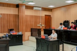 An ninh - Xã hội - Nhận hối lộ 57 triệu đồng, cựu giám đốc trung tâm đăng kiểm lĩnh 36 tháng tù