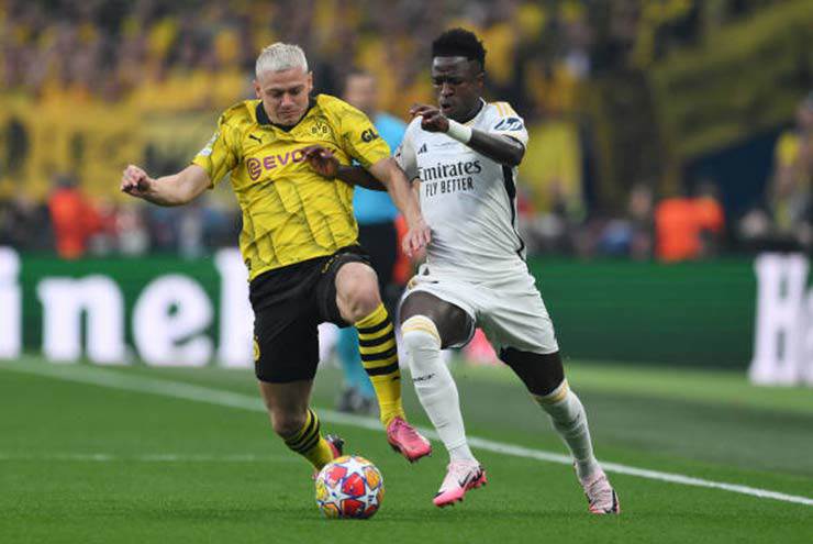 Trực tiếp bóng đá chung kết Cup C1, Dortmund - Real Madrid: Sai lầm của Maatsen, Vinicius tận dụng