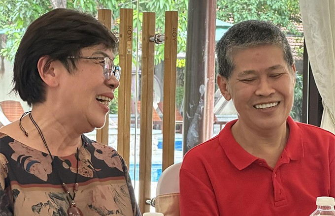 Phước Sang tại buổi gặp gỡ biên kịch Châu Thổ và diễn viên Việt Trinh chiều 1/6, tại một resort ở Bình Dương. Ảnh: Thiên Chương
