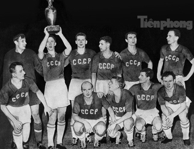 EURO 1960, sự khởi đầu và câu chuyện về những anh hùng Liên Xô - 1