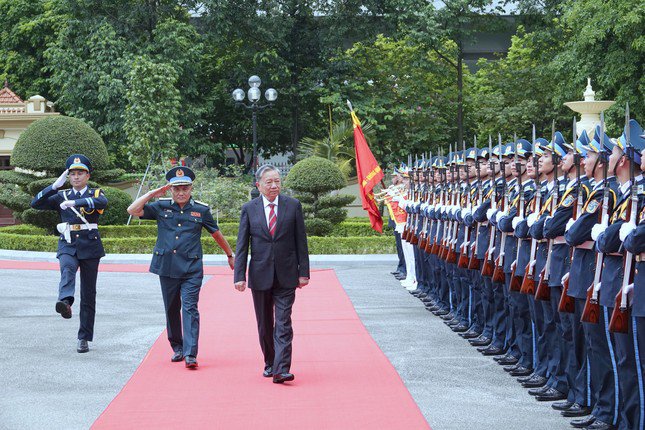 Chuyến thăm, kiểm tra của Chủ tịch nước Tô Lâm tại Quân chủng Phòng không - Không quân